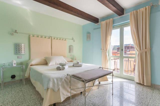 Madalen Guest House بوسا المظهر الخارجي الصورة